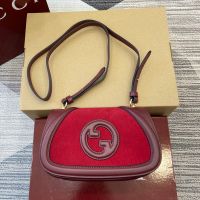 Gucci Blondie Small Shoulder Bag In Suede 815700 Red