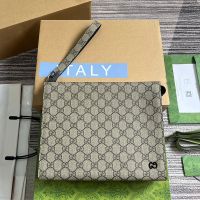 Gucci GG Small Pouch 768255 In GG Supreme Canvas Beige/Black