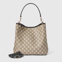 Gucci GG Emblem Medium Bucket Bag In GG Supreme Canvas 815103 Beige/Black