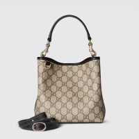 Gucci GG Emblem Small Bucket Bag In GG Supreme Canvas 815118 Beige/Black