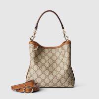 Gucci GG Emblem Small Bucket Bag In GG Supreme Canvas 815118 Beige/Brown