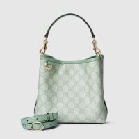 Gucci GG Emblem Small Bucket Bag In GG Supreme Canvas 815118 Green