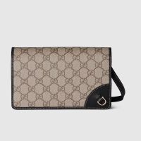 Gucci GG Emblem Wallet with Leather Strap In GG Supreme Canvas 820688 Beige/Black
