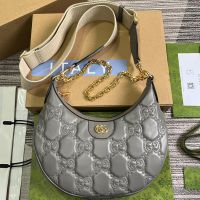 Gucci Small Half-Moon Bag In GG Matelasse Leather ?739709 Grey